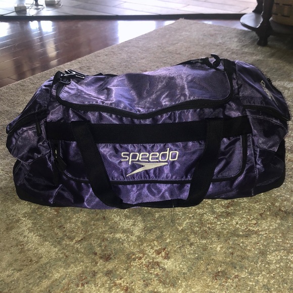 speedo duffle bag